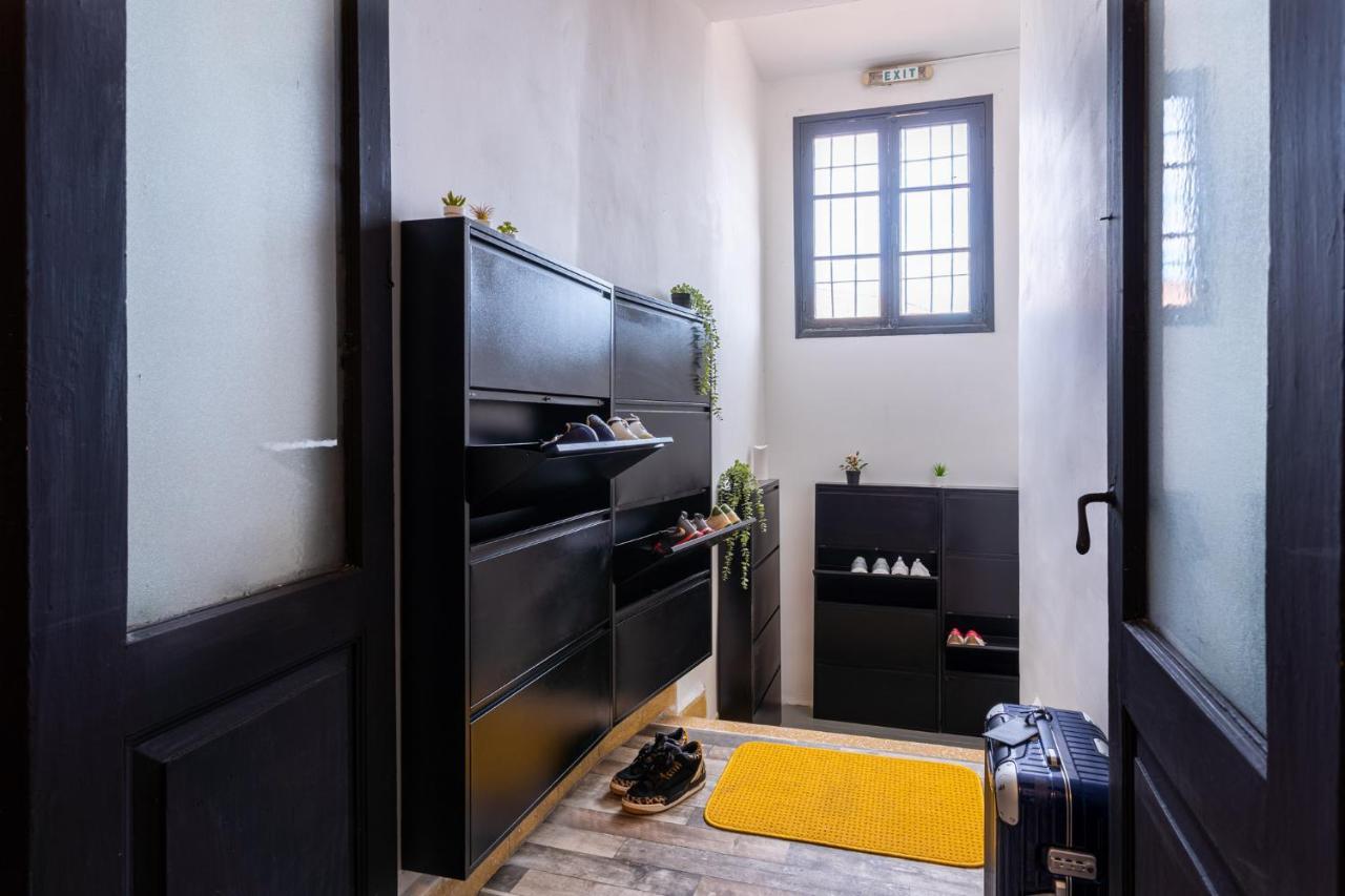 Bee Hostel Limisso Esterno foto