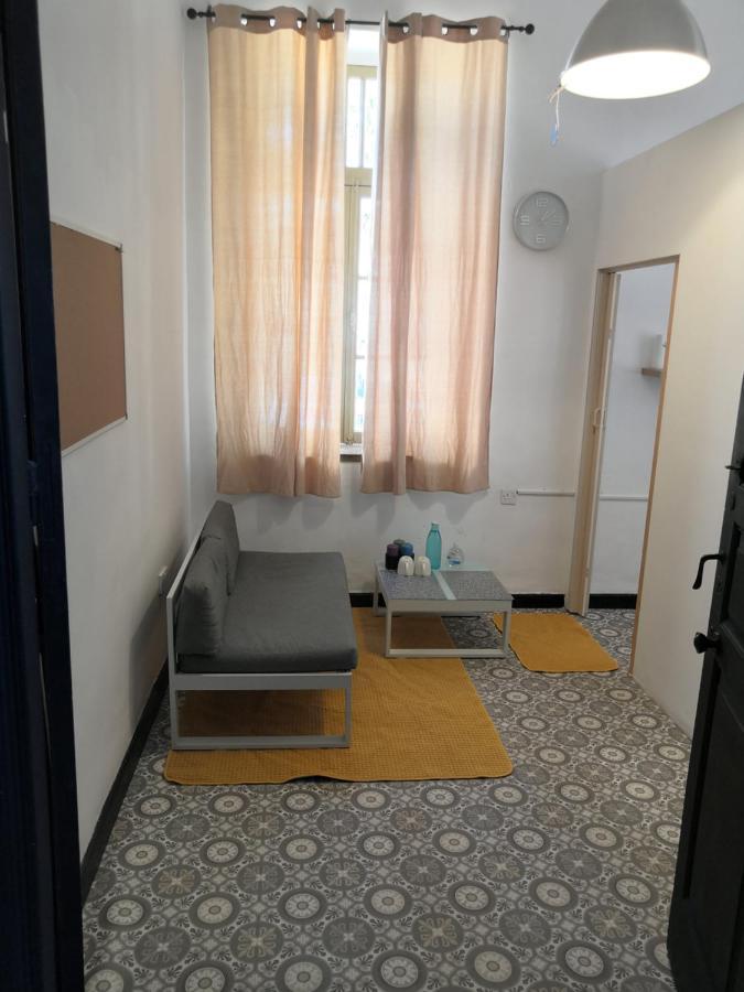 Bee Hostel Limisso Esterno foto